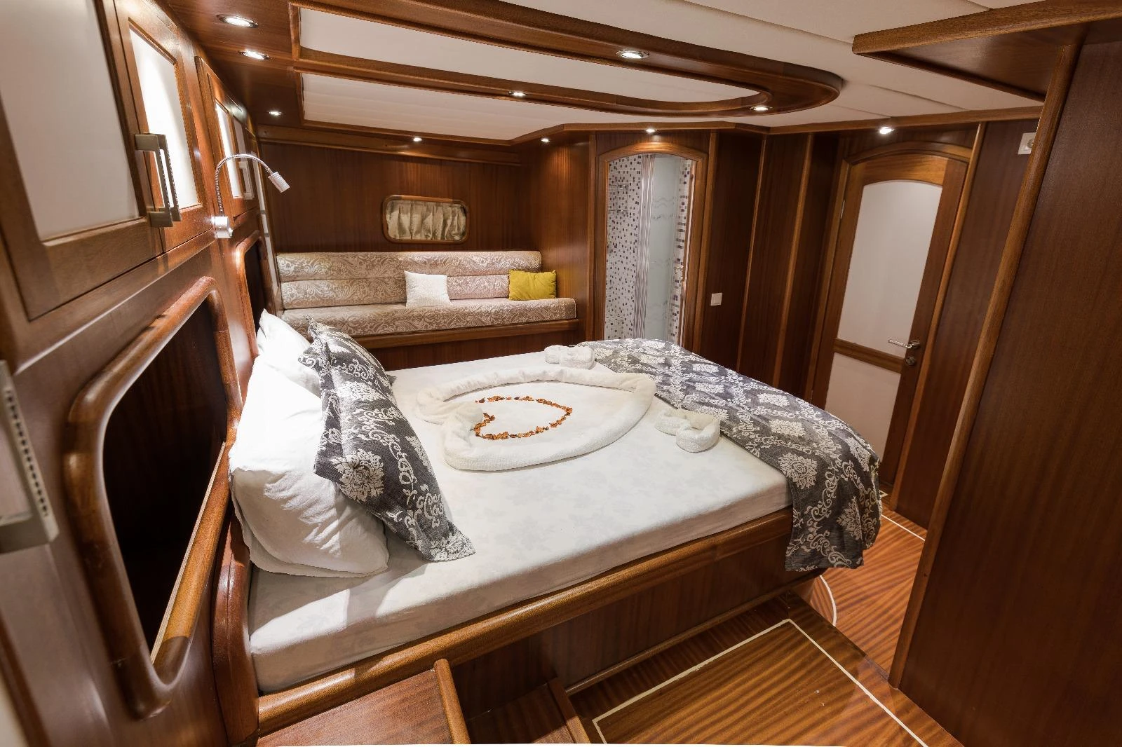 double master cabin